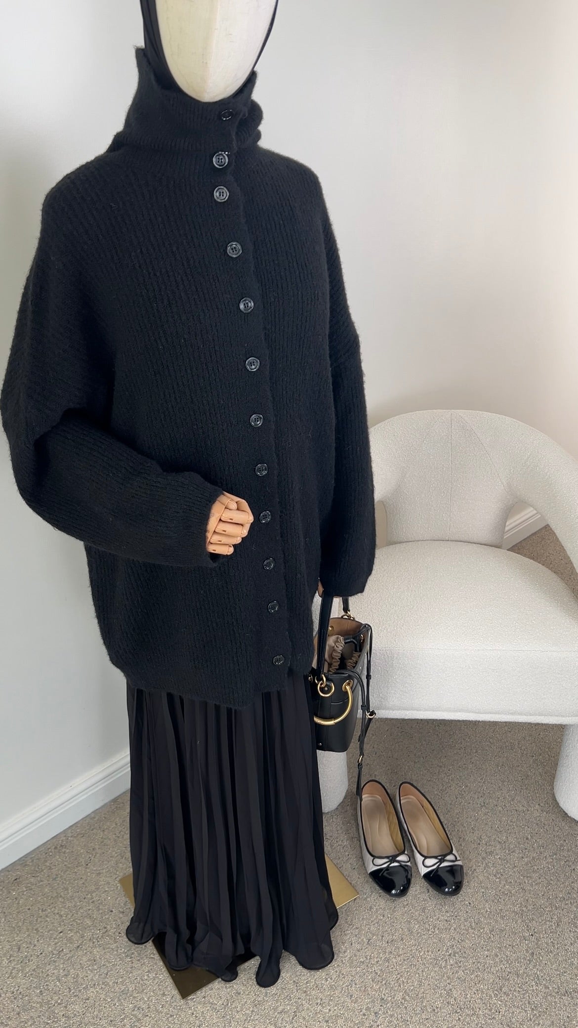 HIGH NECK KNIT SWEATER BLACK