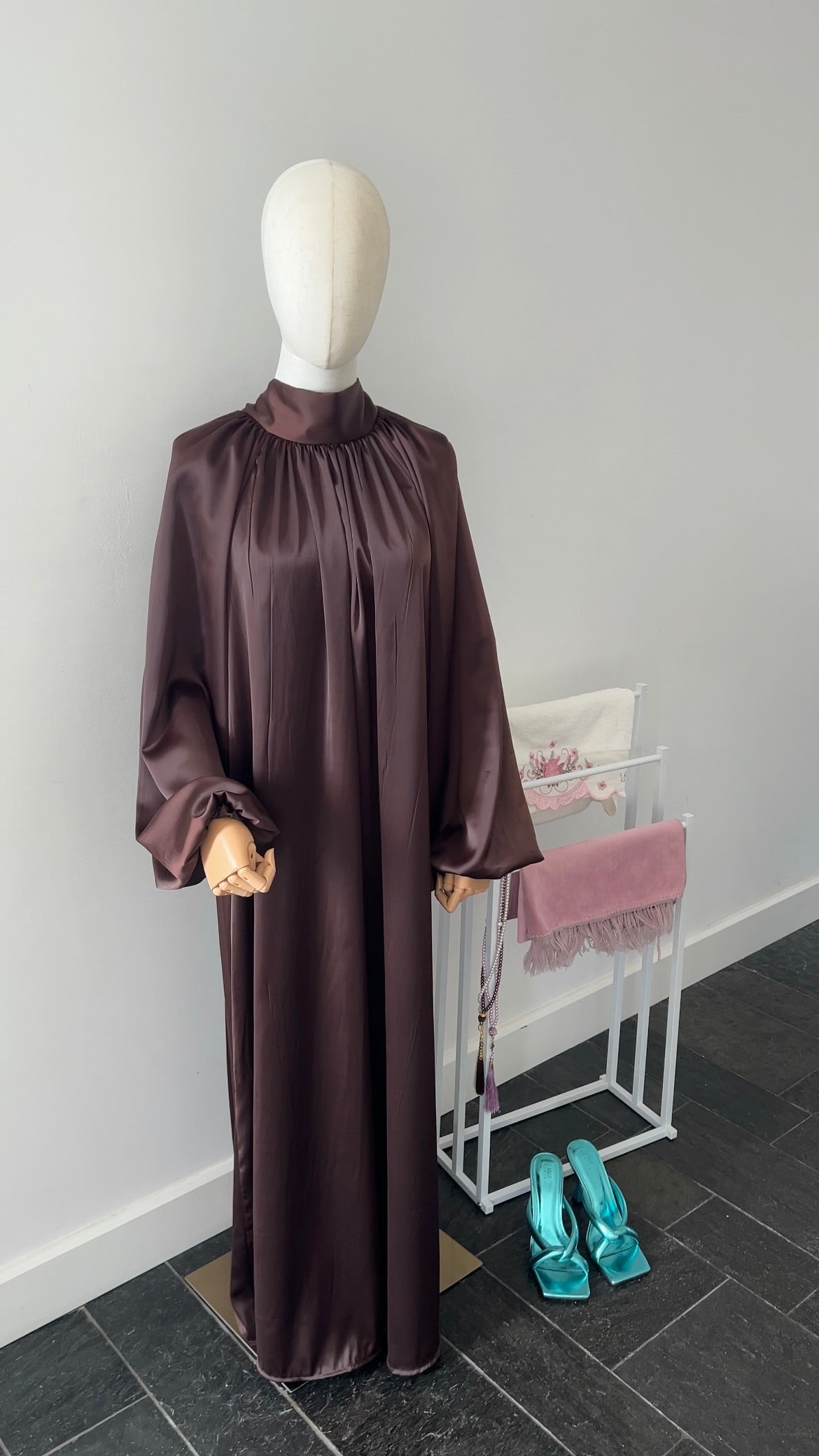 SATIN BOW TIE DRESS BROWN