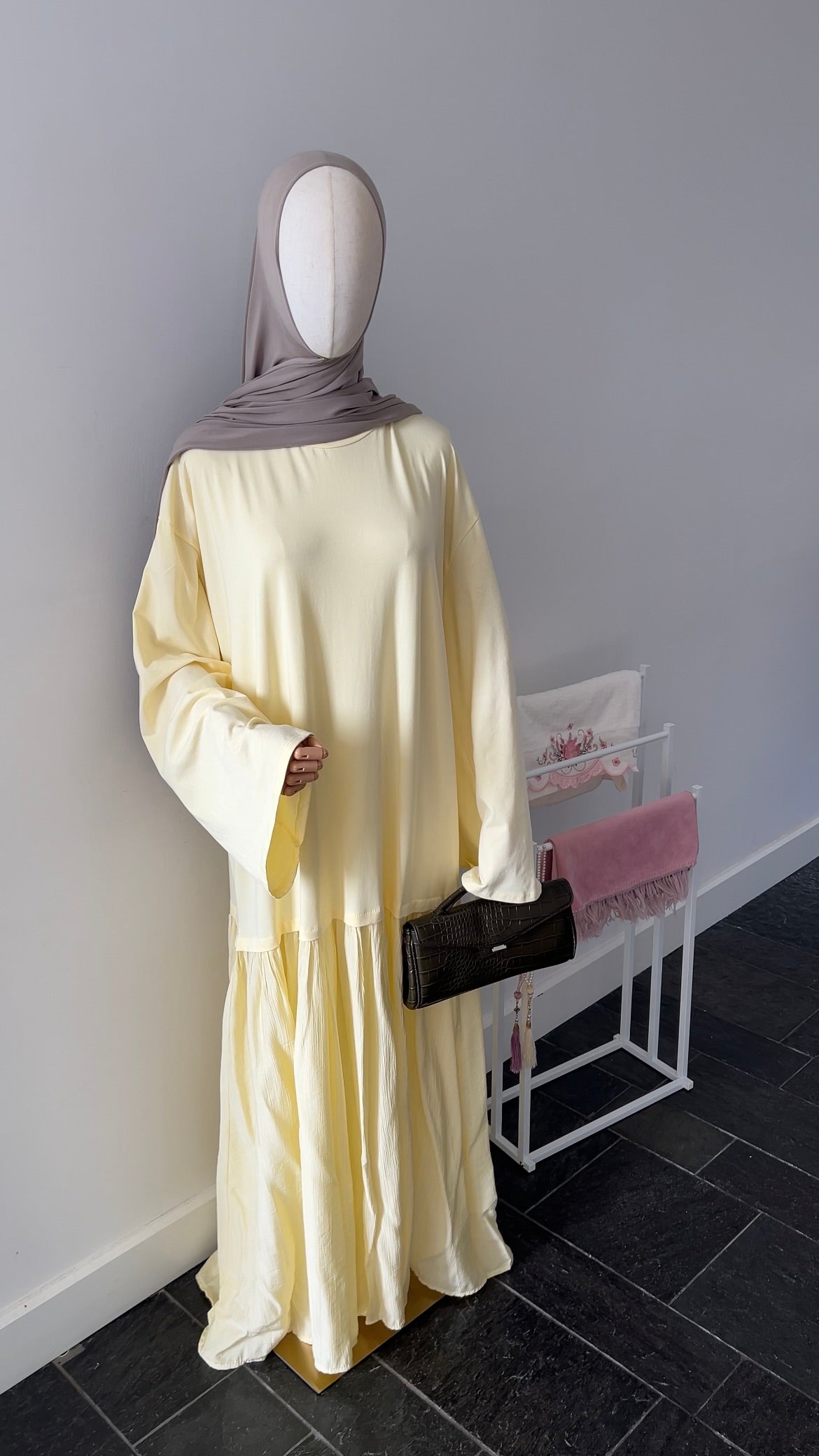 LONGSLEEVE RUFFLE DRESS BUTTER YELLOW