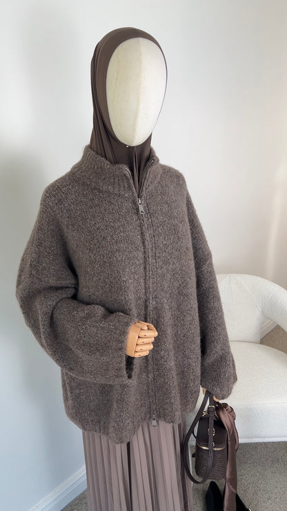 FLUFFY KNIT ZIPPER TAUPE