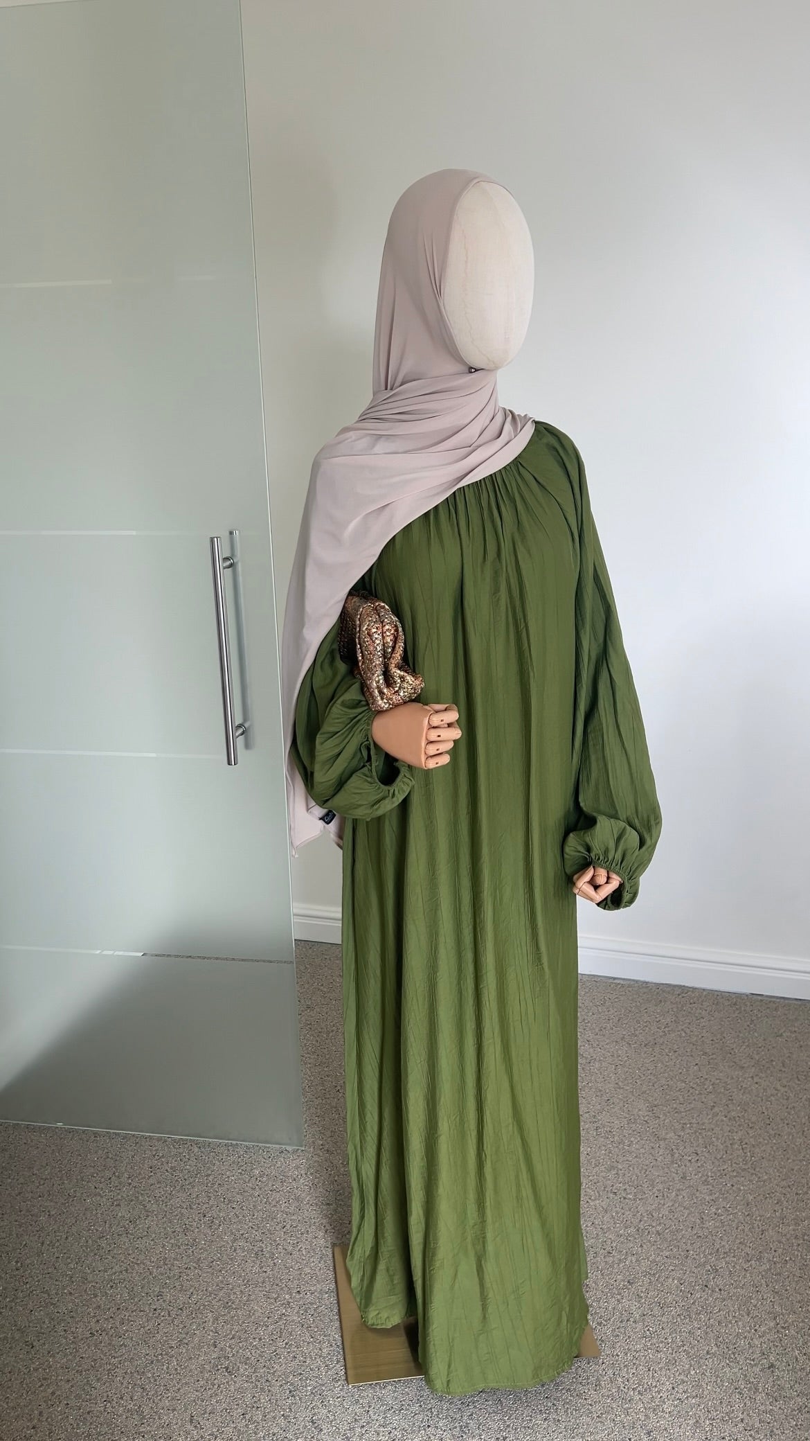 SOFT VISCOSE ABAYA OLIVE
