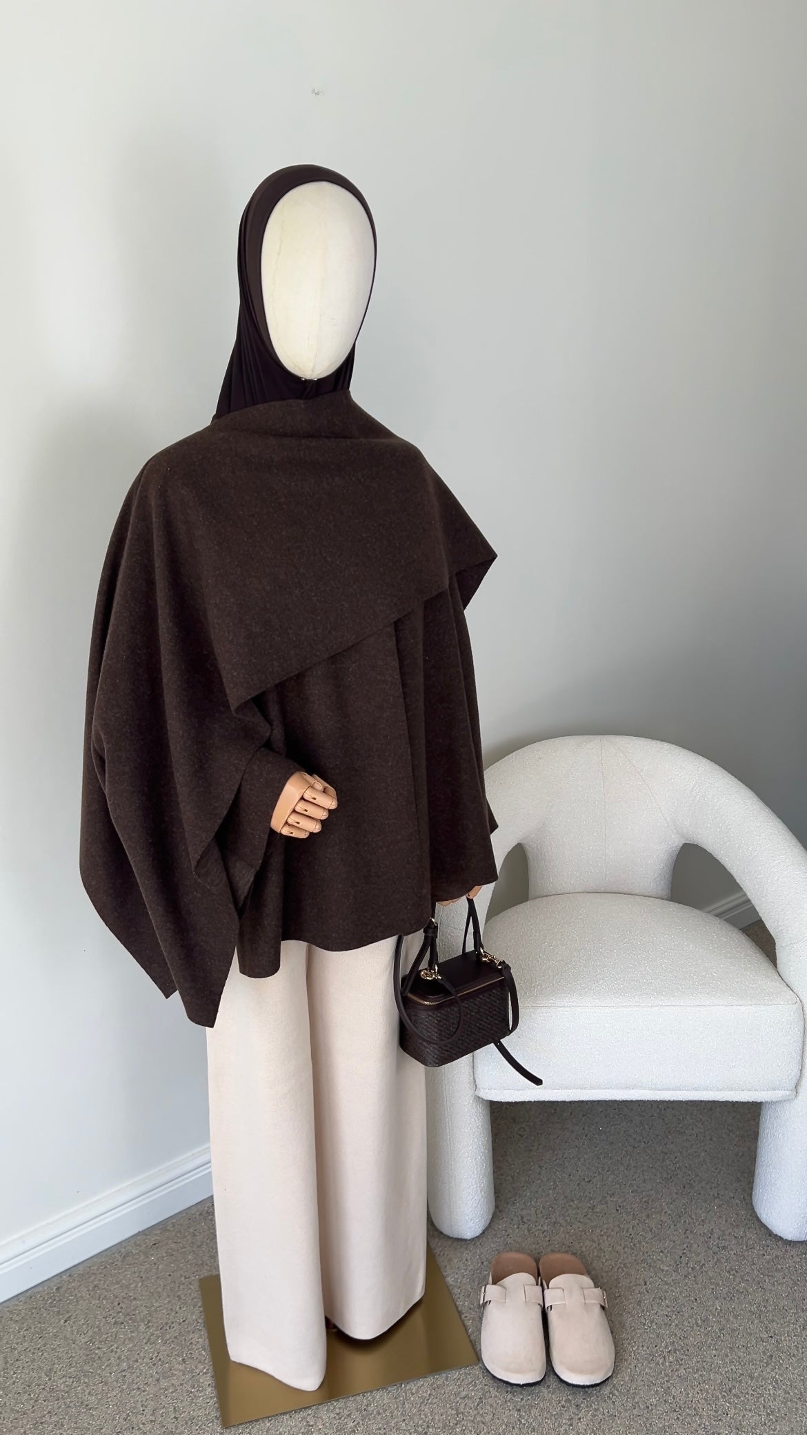 SCARF PONCHO DARK BROWN (RESTOCKING SOON)