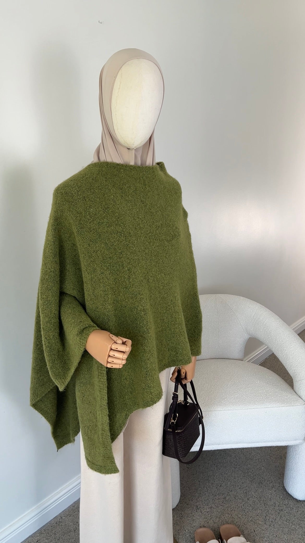KNIT PONCHO OLIVE (RESTOCKING SOON)