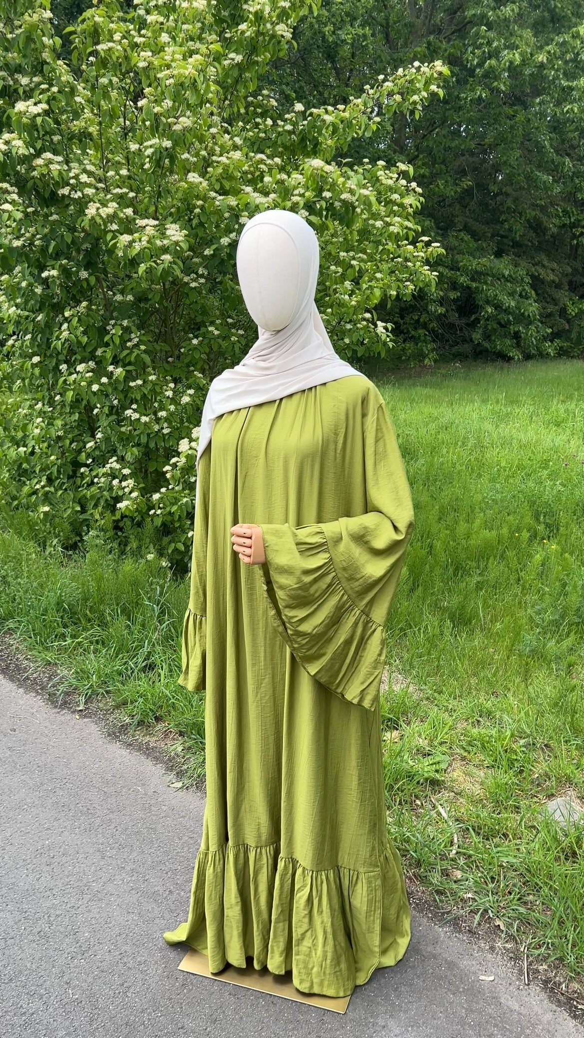 AIRY DRESS OLIVE (RESTOCKING SOON)