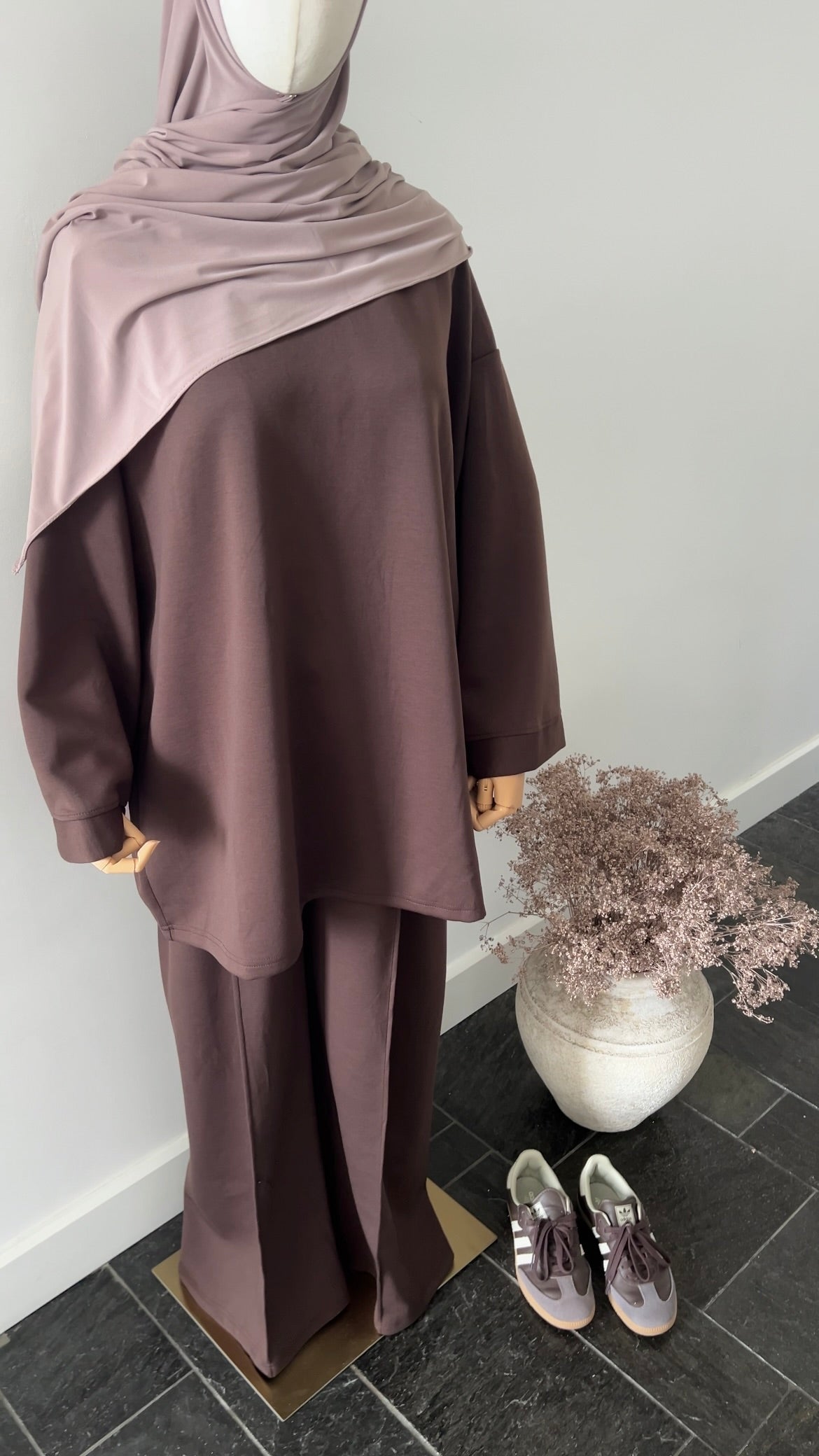 ESSENTIAL SET BROWN