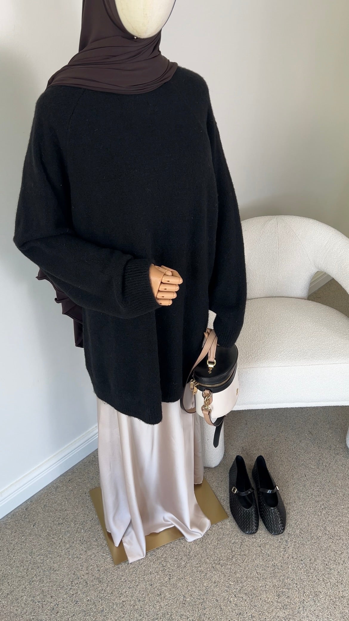 KNIT SWEATER BLACK
