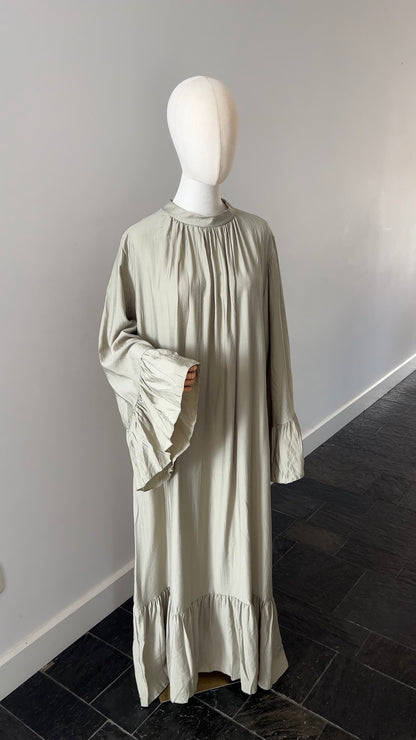 AIRY DRESS SAGE GREEN