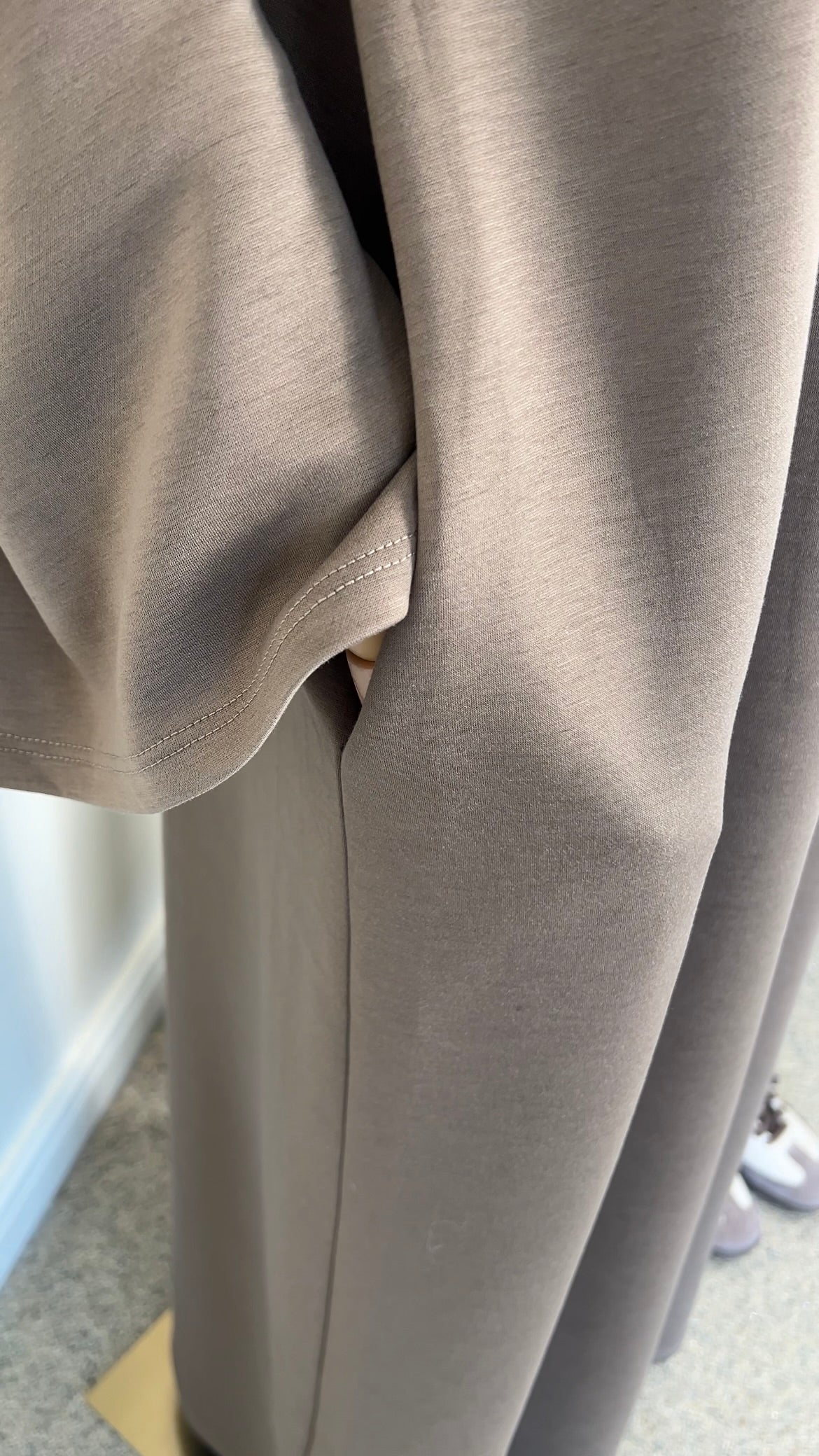 Taupe
