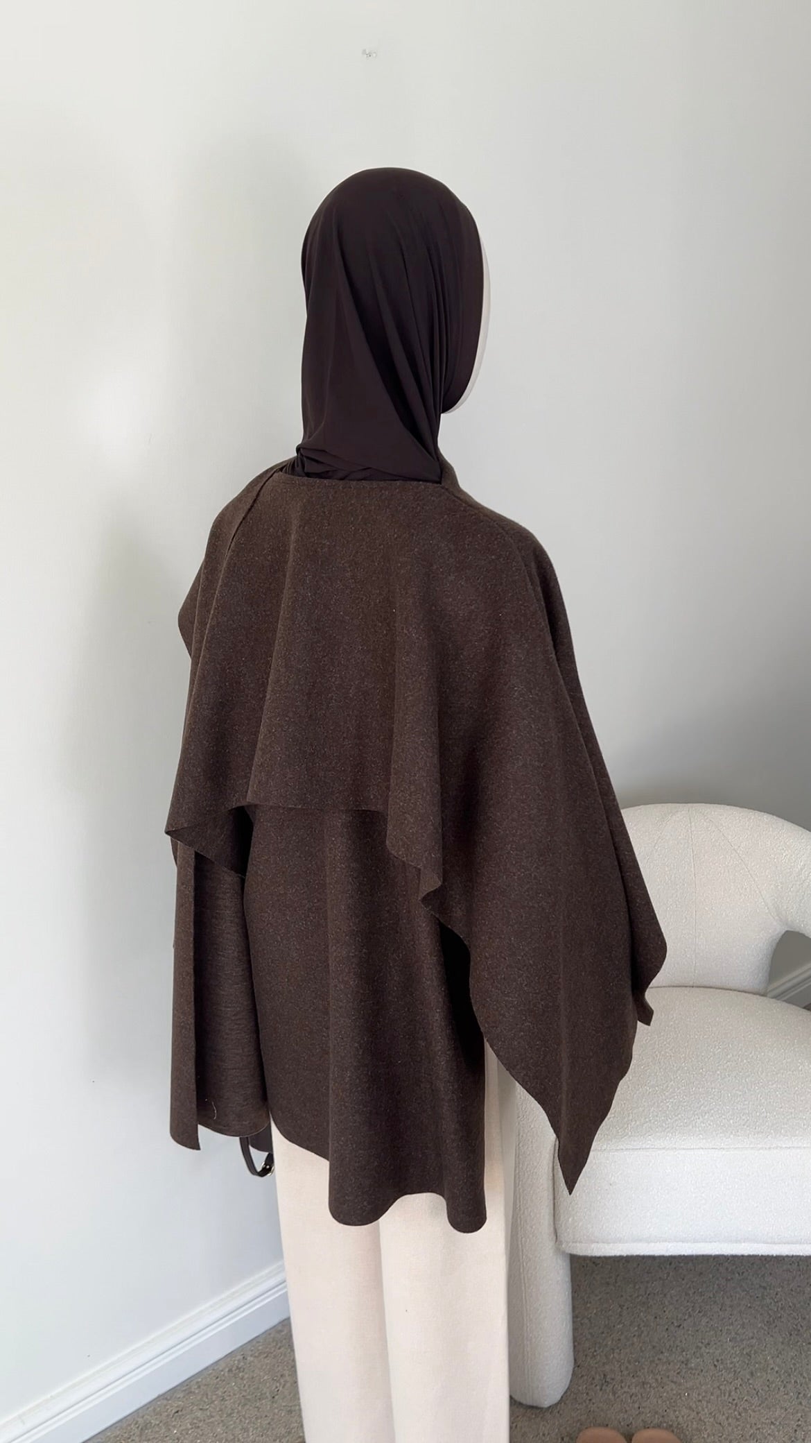 SCARF PONCHO DARK BROWN (RESTOCKING SOON)