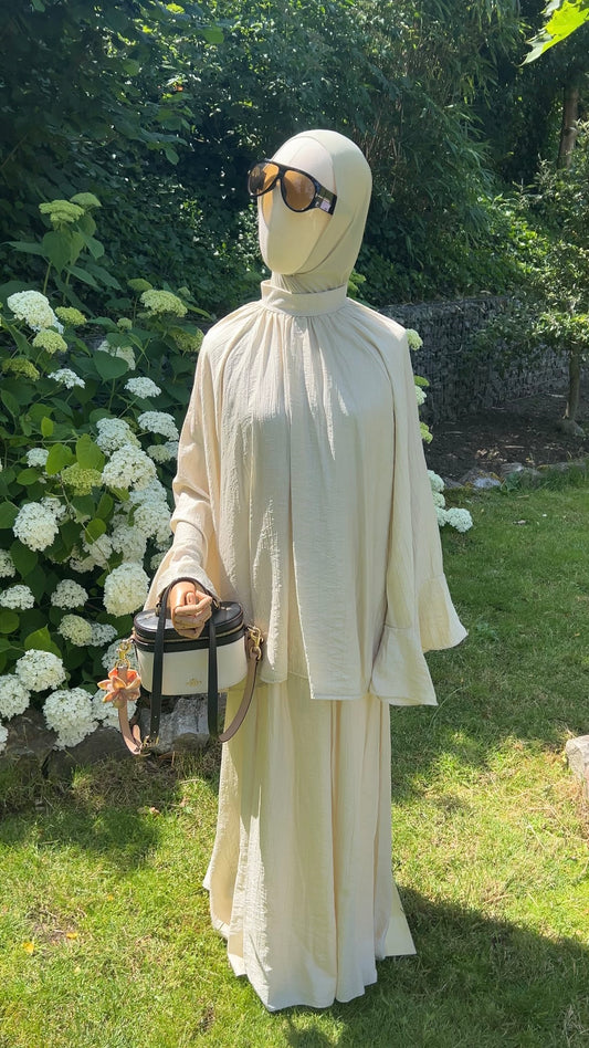 AIRY ESSENTIAL SET BEIGE (RESTOCKING THIS WEEK)