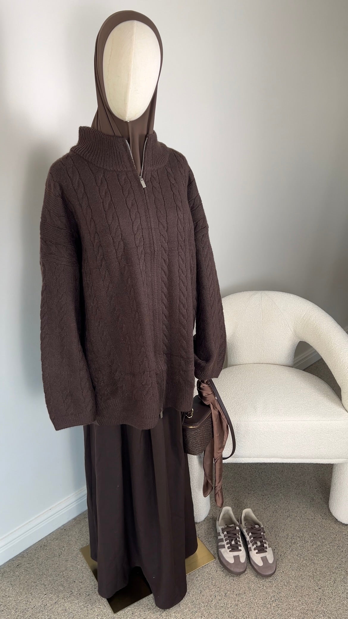 CABLE ZIPPER DARK BROWN