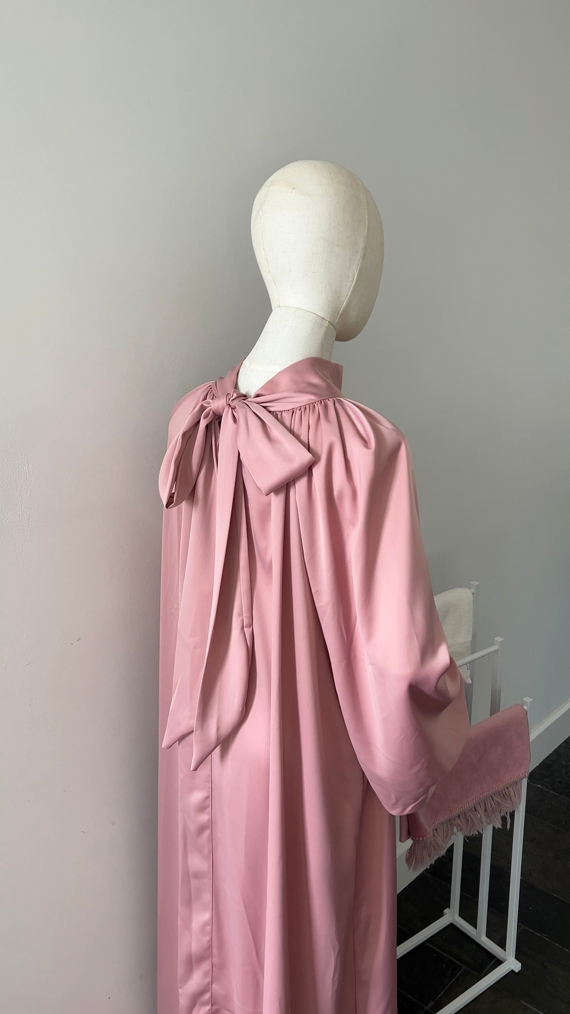 SATIN BOW TIE DRESS PINK