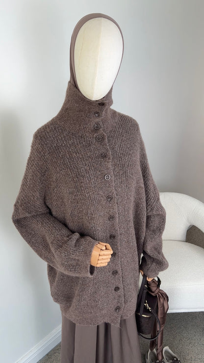 HIGH NECK KNIT SWEATER TAUPE