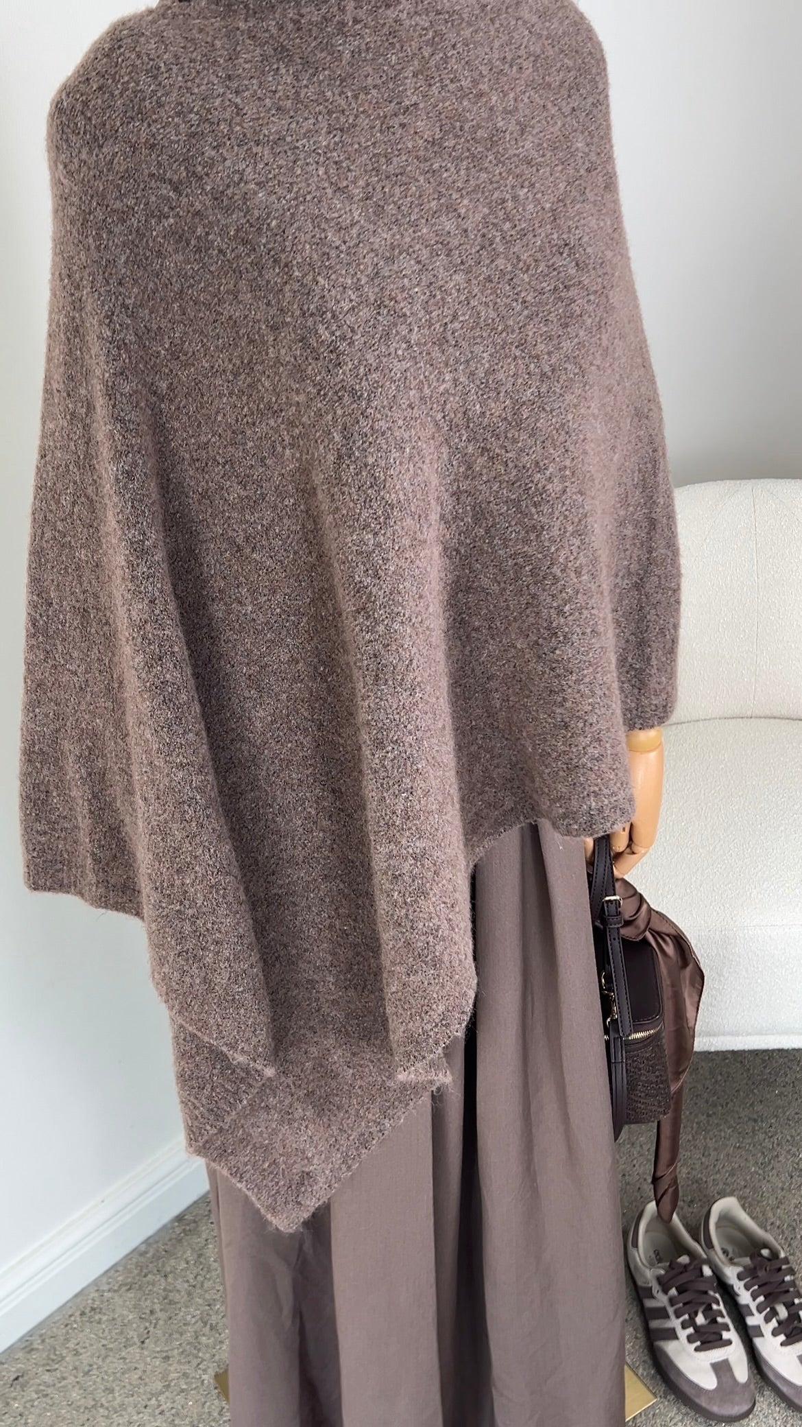 KNIT PONCHO TAUPE
