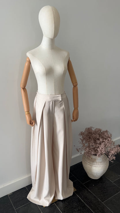 DRAPED TROUSERS BEIGE (TALL PROOF)