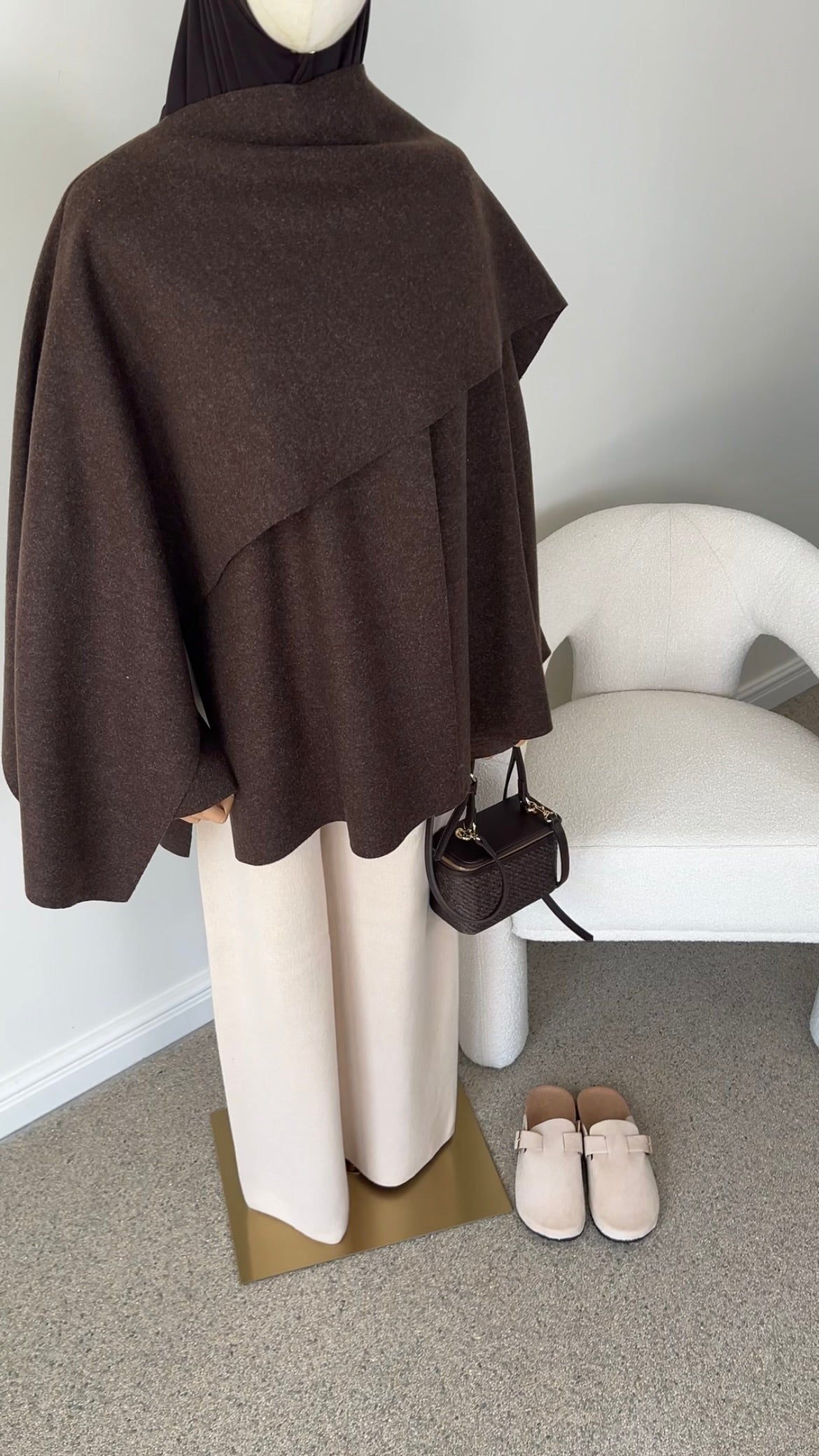SCARF PONCHO DARK BROWN (RESTOCKING SOON)