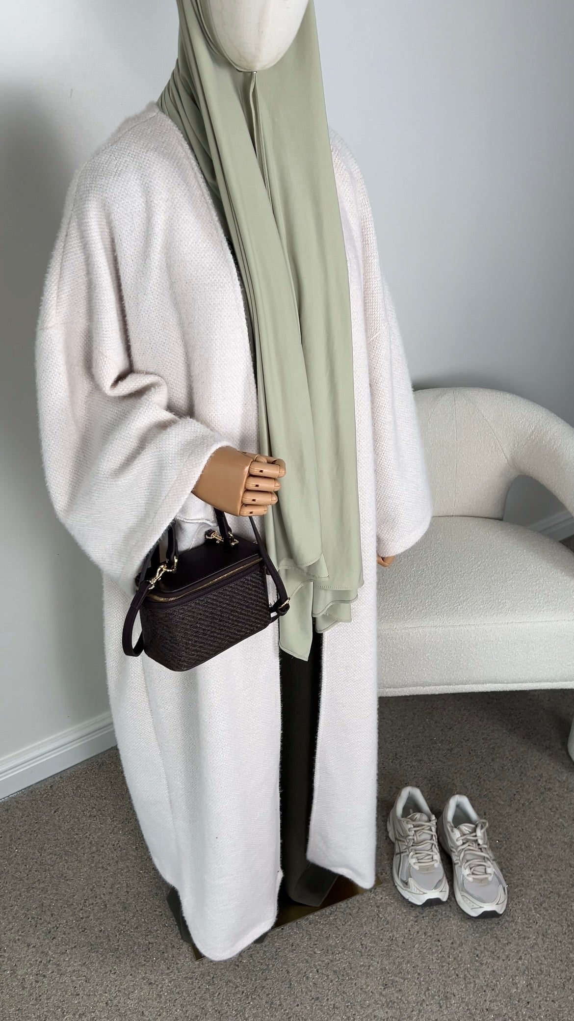 TEDDY ABAYA COAT WHITE