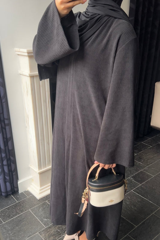 BLACK RIBBED ABAYA