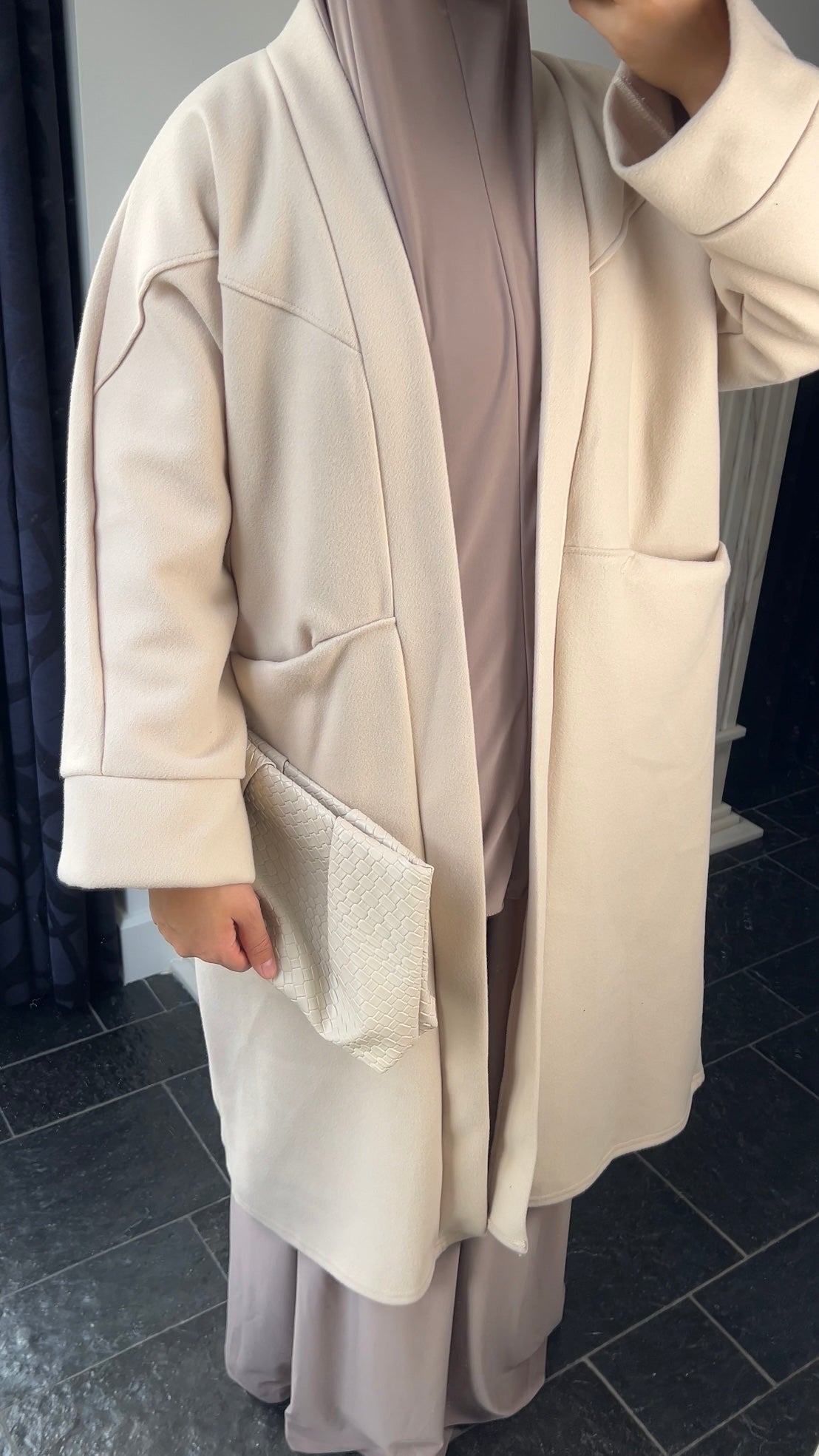 BEIGE OVERSIZED COAT