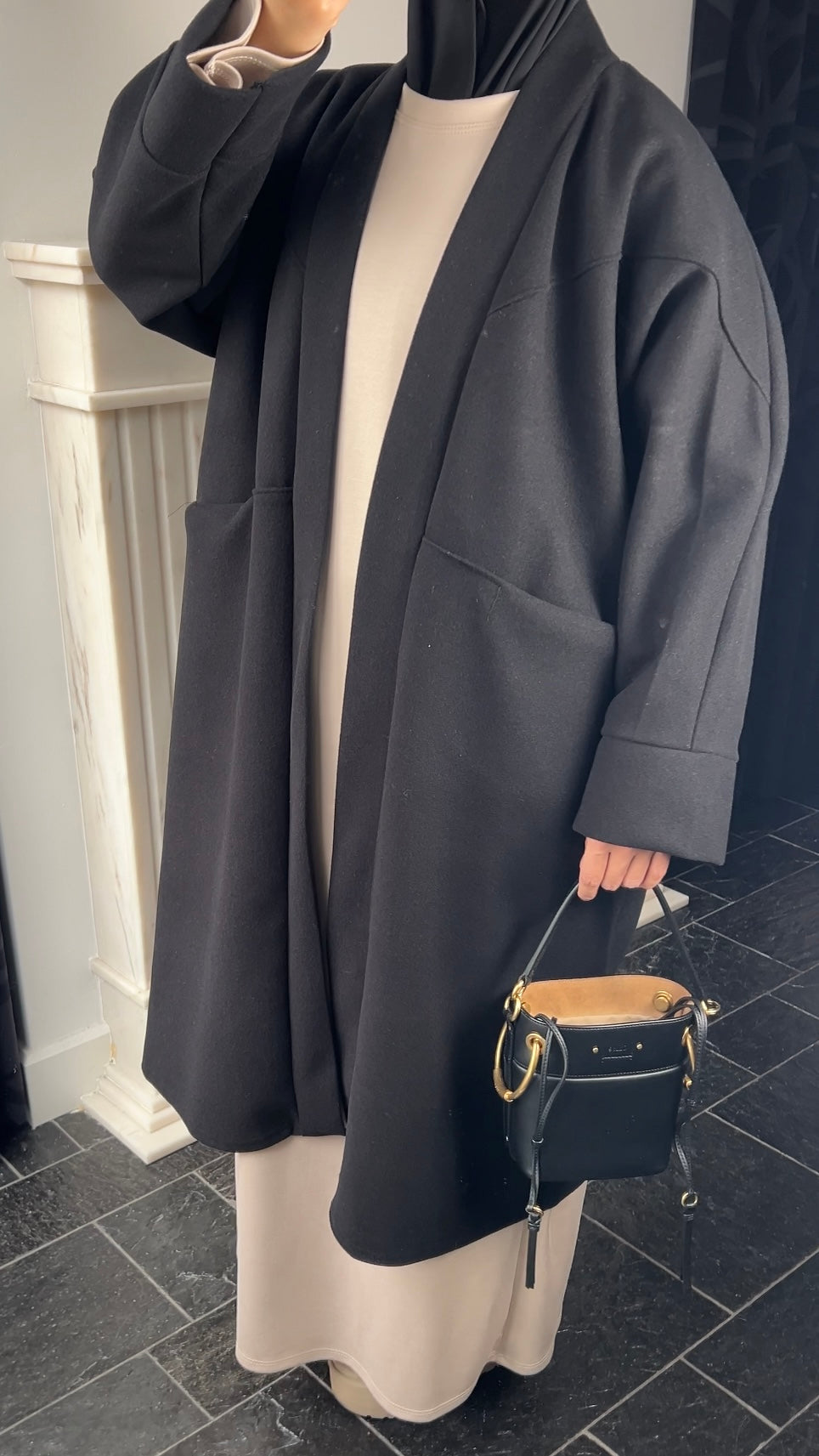 BLACK OVERSIZED COAT