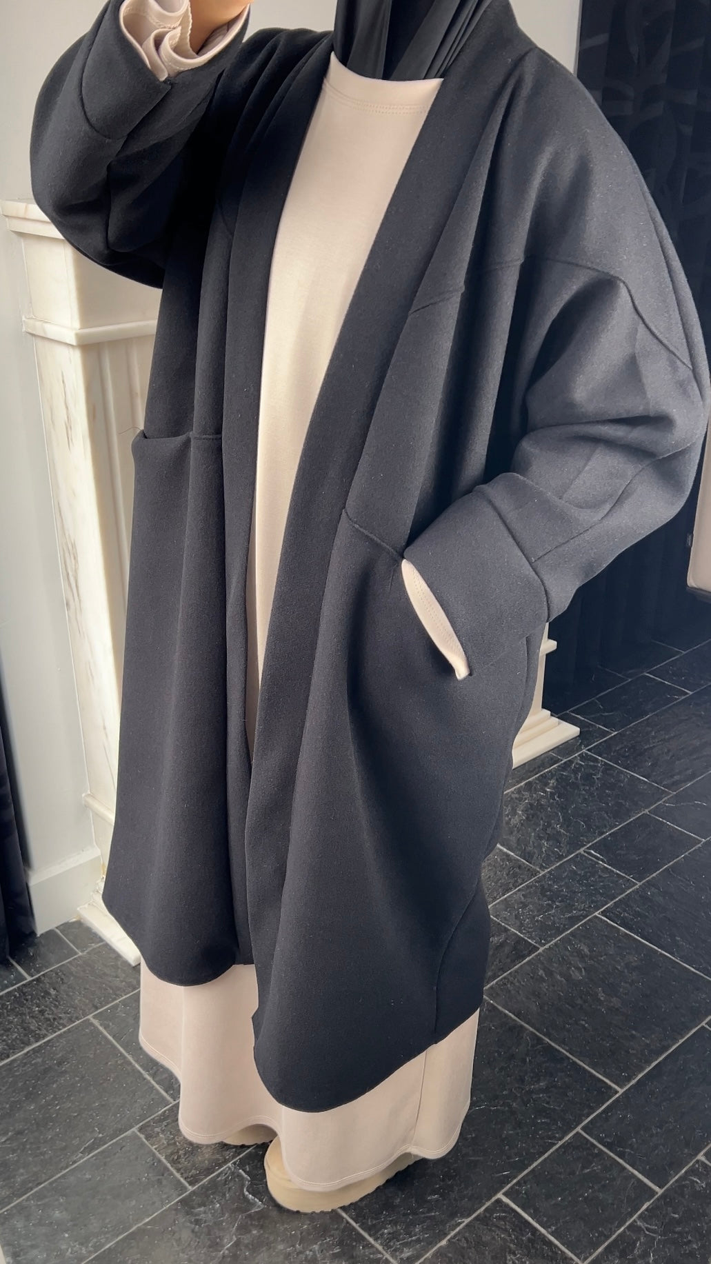 BLACK OVERSIZED COAT