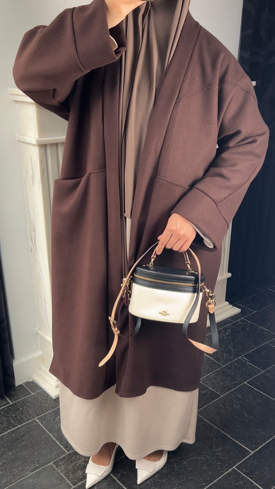 BROWN OVERSIZED COAT