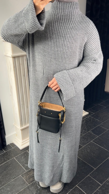 GREY KNIT DRESS