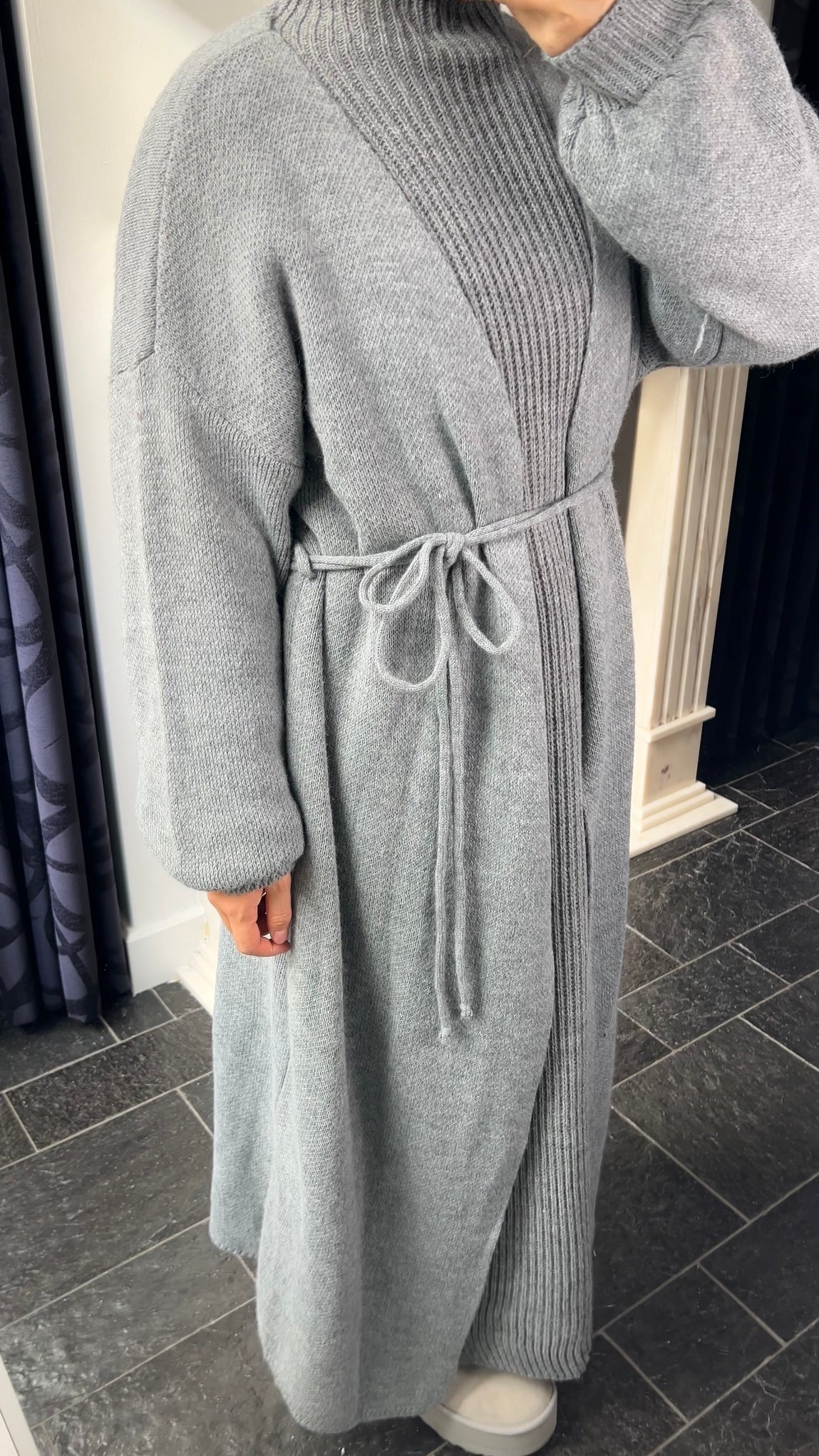 GREY LONG WRAPPED CARDIGAN
