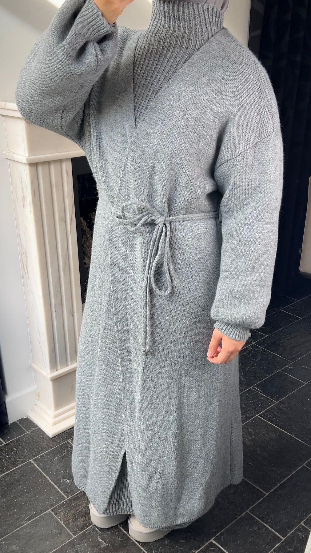 GREY LONG WRAPPED CARDIGAN