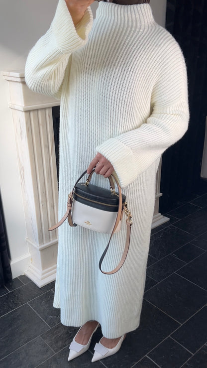 OFF-WHITE KNIT DRESS