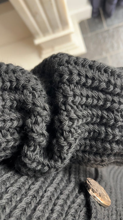 BLACK BUTTON CARDIGAN