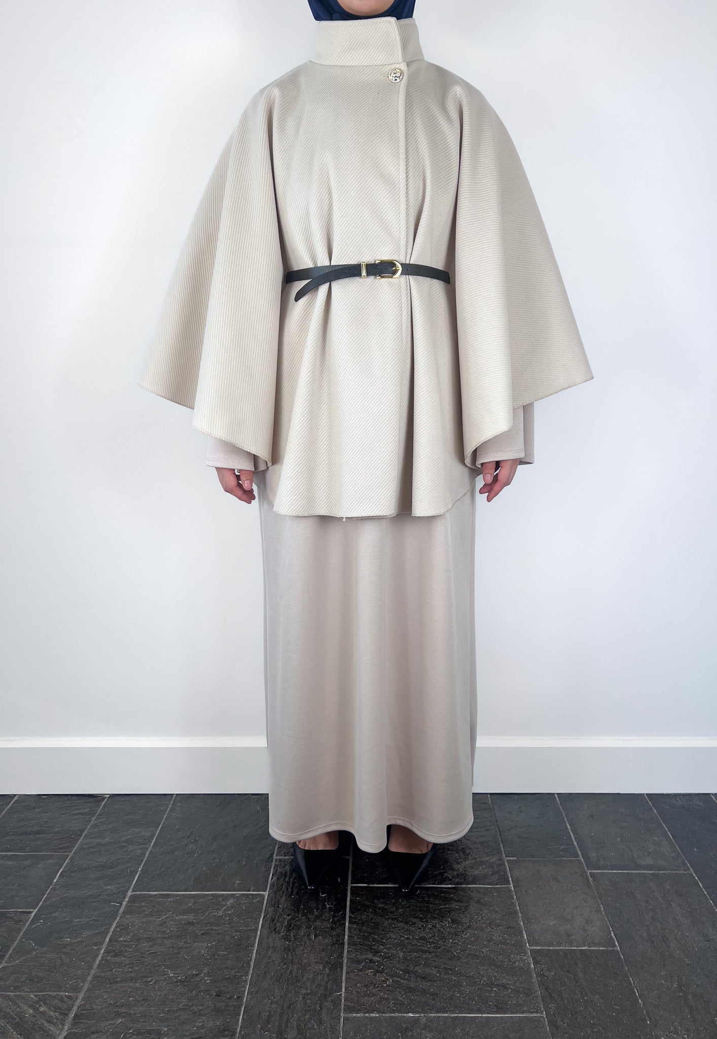 BEIGE RIBBED BELT PONCHO