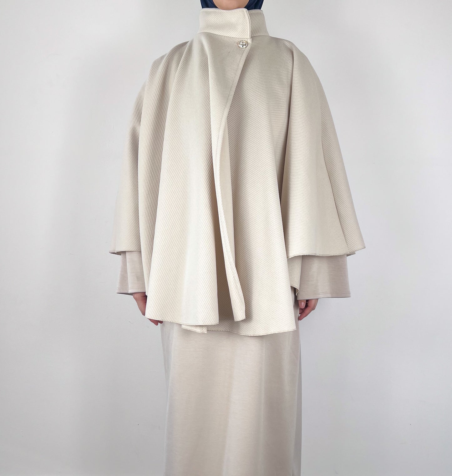 BEIGE RIBBED BELT PONCHO