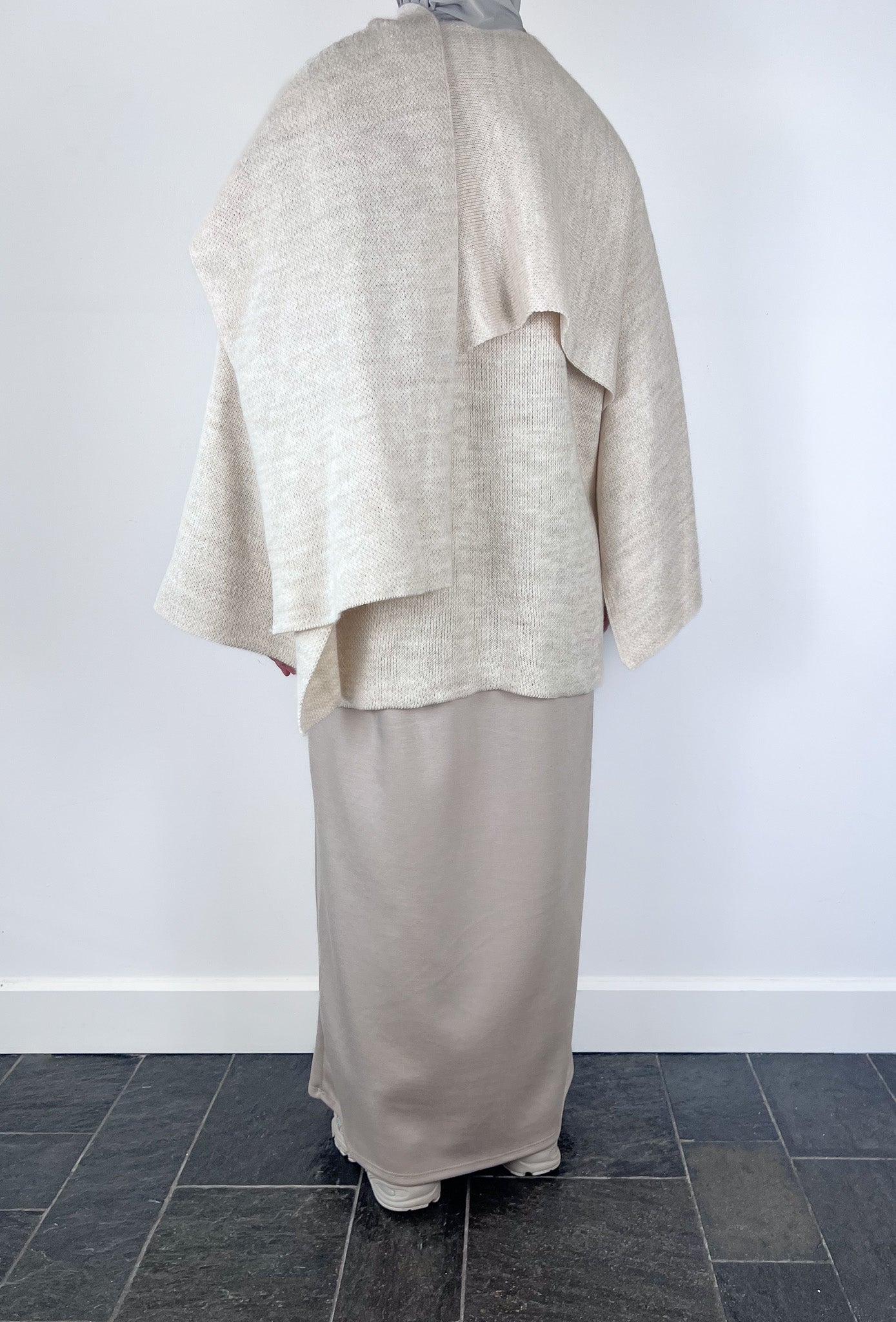 BEIGE SCARF PONCHO