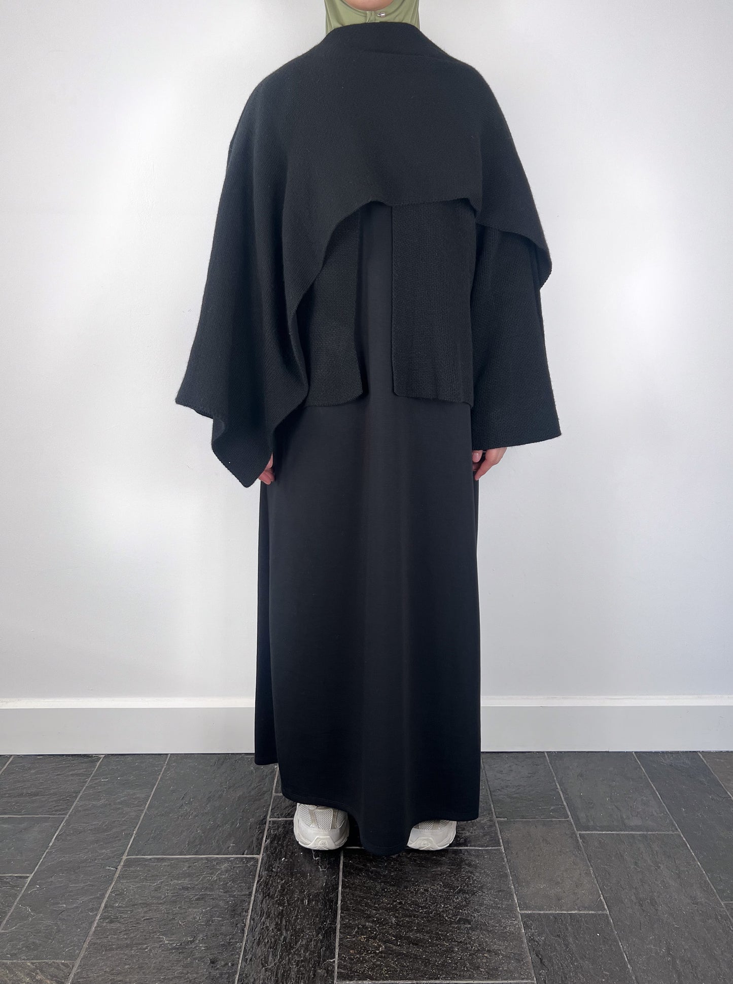 BLACK SCARF PONCHO