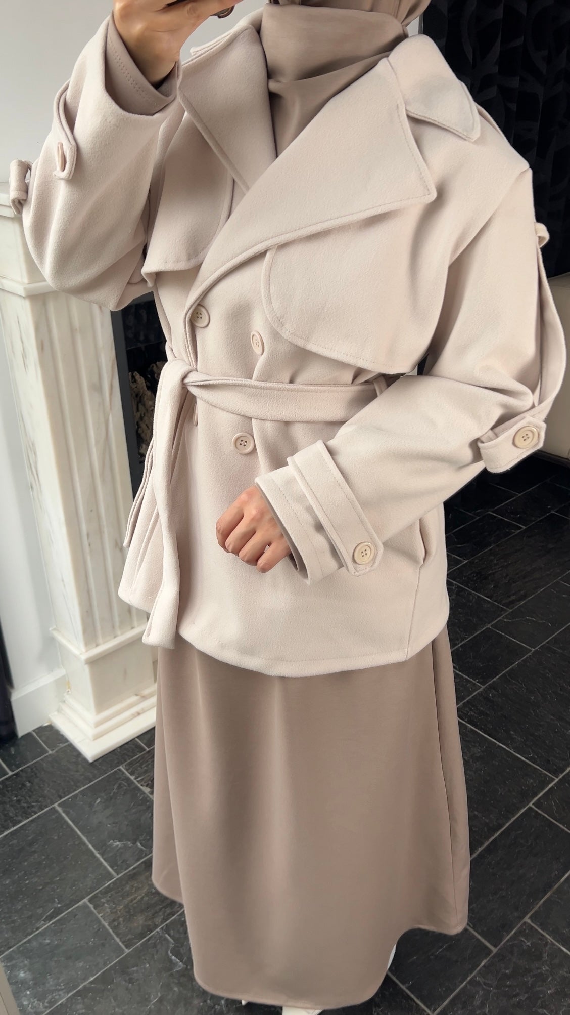 BEIGE MID TRENCHCOAT
