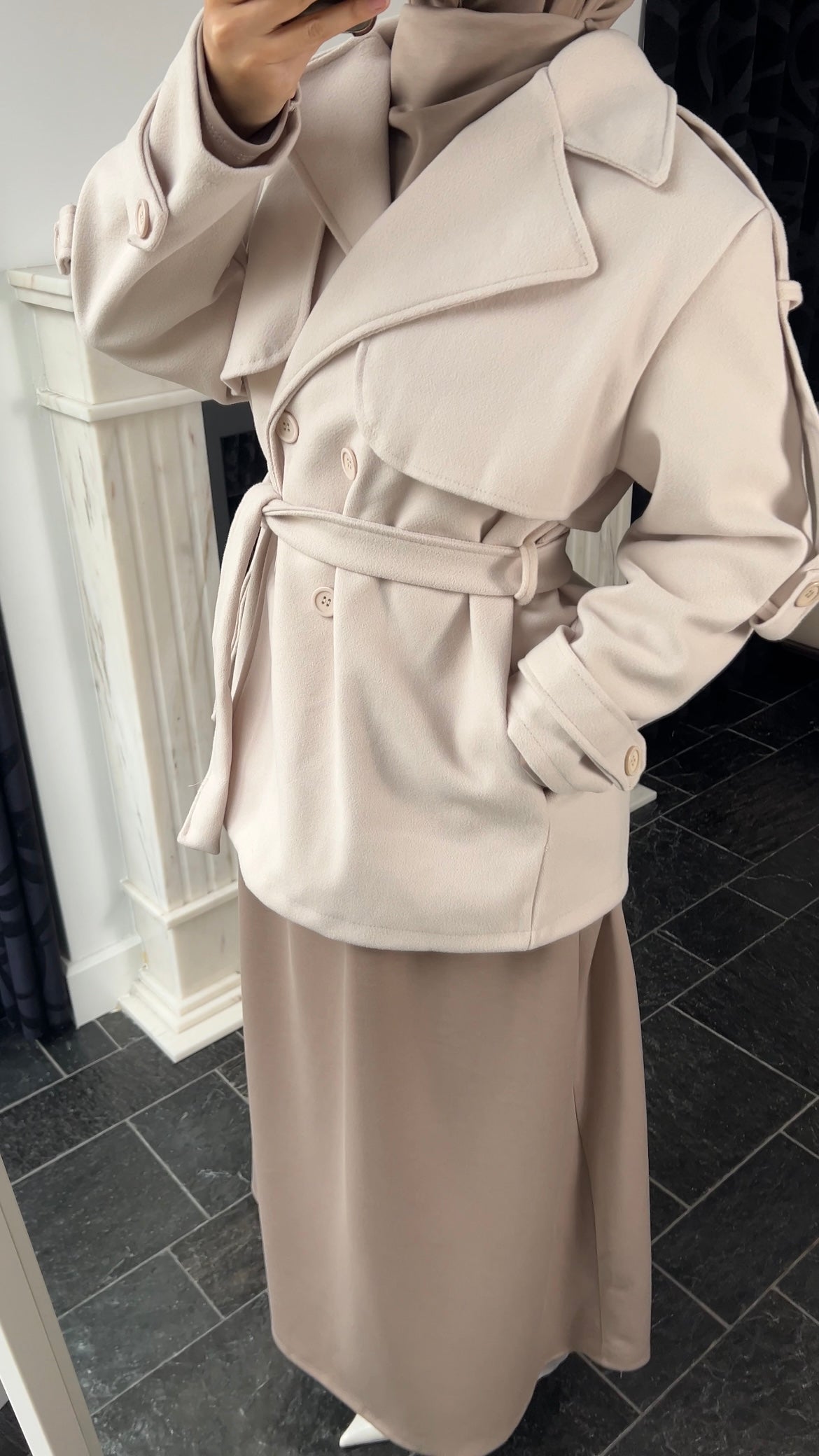 BEIGE MID TRENCHCOAT