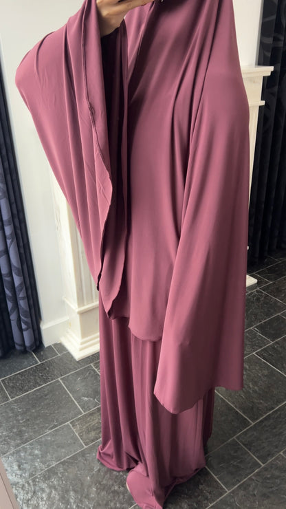 RESTOCKING SOON !! SKIRT KHIMAR SET CHERRY RED