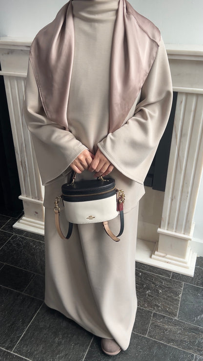 BEIGE BUTTER SET LONG