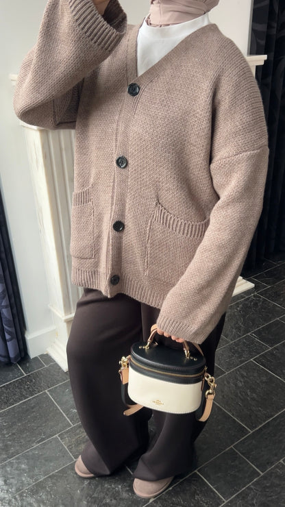 BUTTON CARDIGAN TAUPE