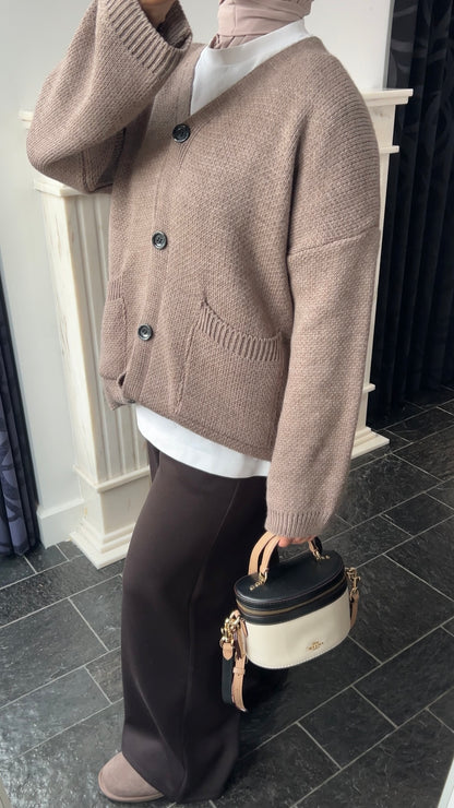 BUTTON CARDIGAN TAUPE