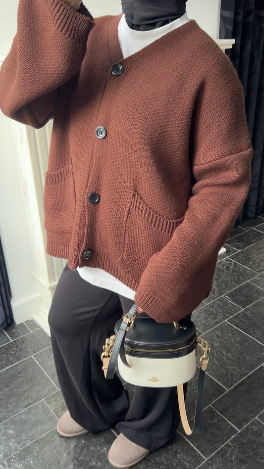 BUTTON CARDIGAN CHOCO