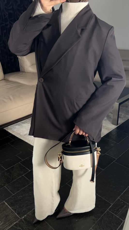 DARK BROWN BUTTON BLAZER