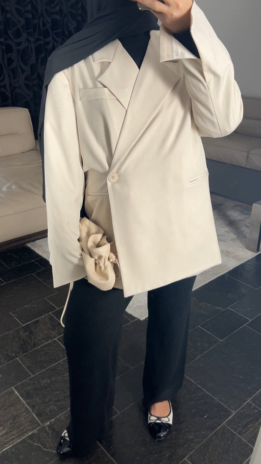 BEIGE BUTTON BLAZER