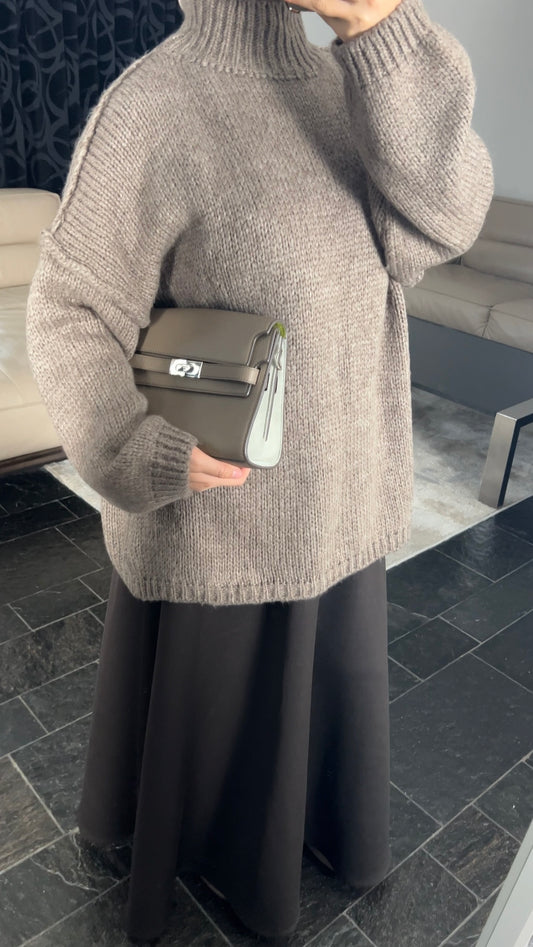 TAUPE FLUFFY SWEATER