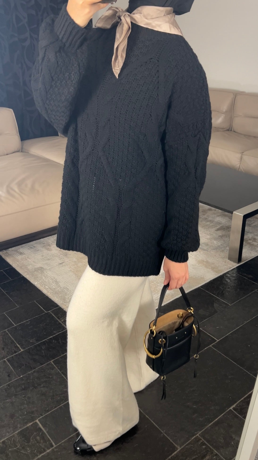 BLACK CABLE KNIT SWEATER