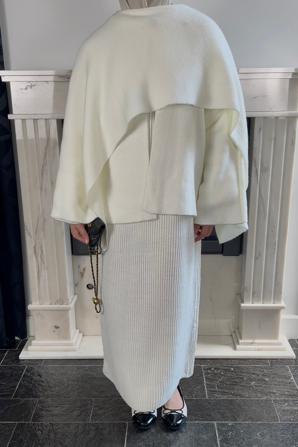 OFF-WHITE SCARF PONCHO