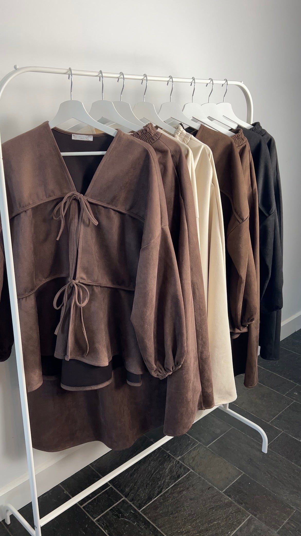 TAUPE BROWN SUEDE SET