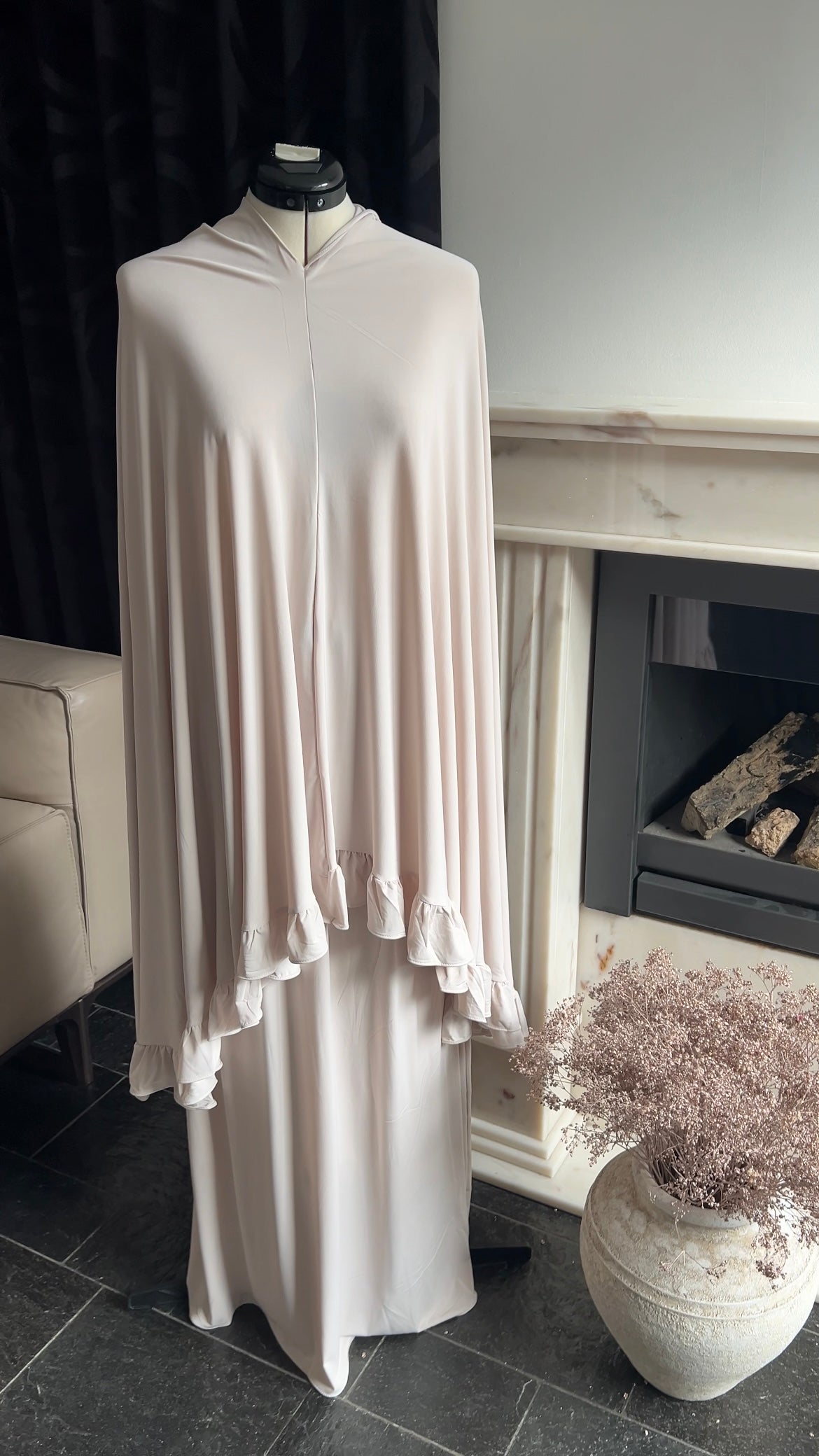 RUFFLE KHIMAR SET BEIGE