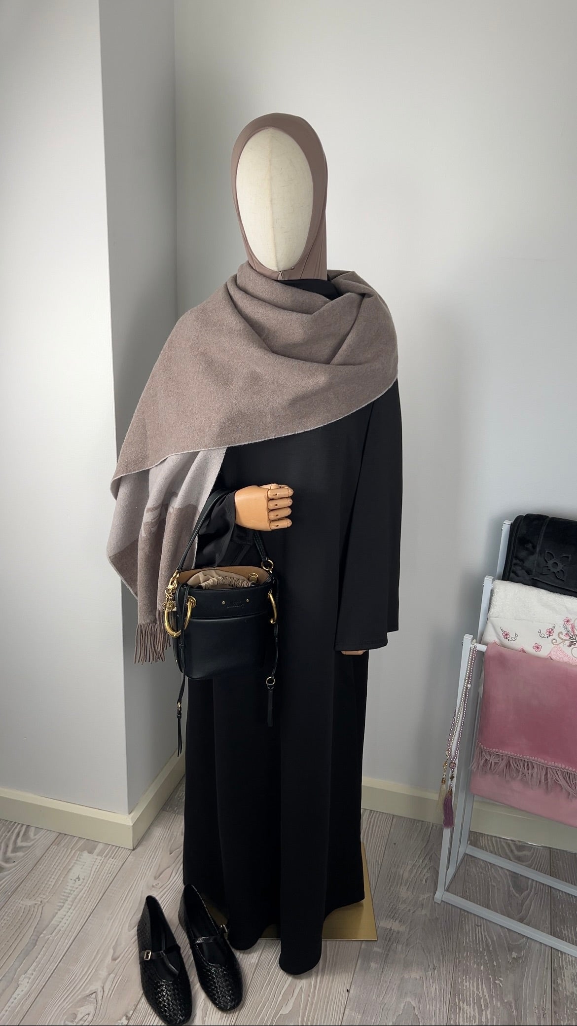 COMFY JERSEY DRESS BLACK